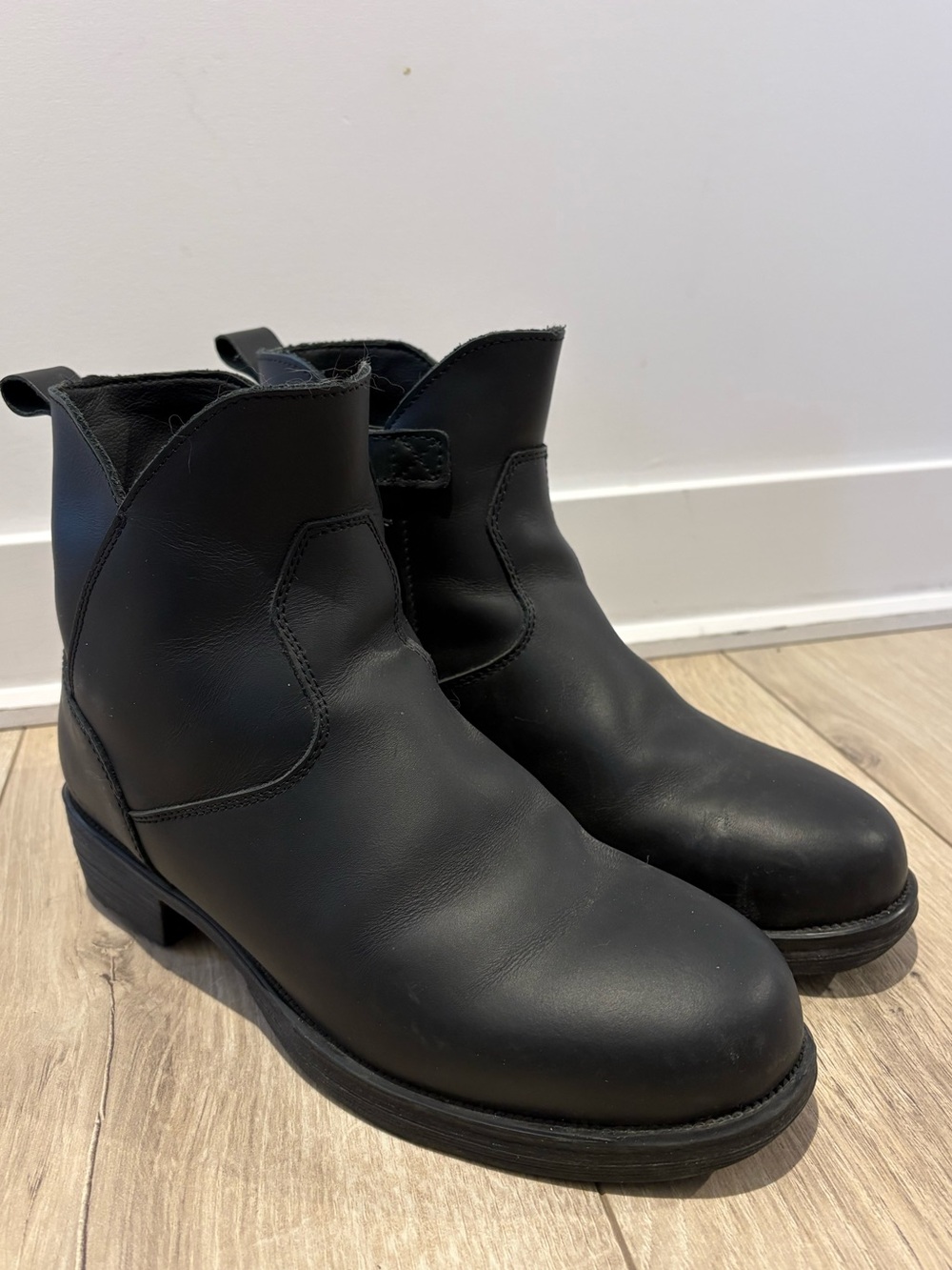 Women's Black Leather Motorcycle Boots